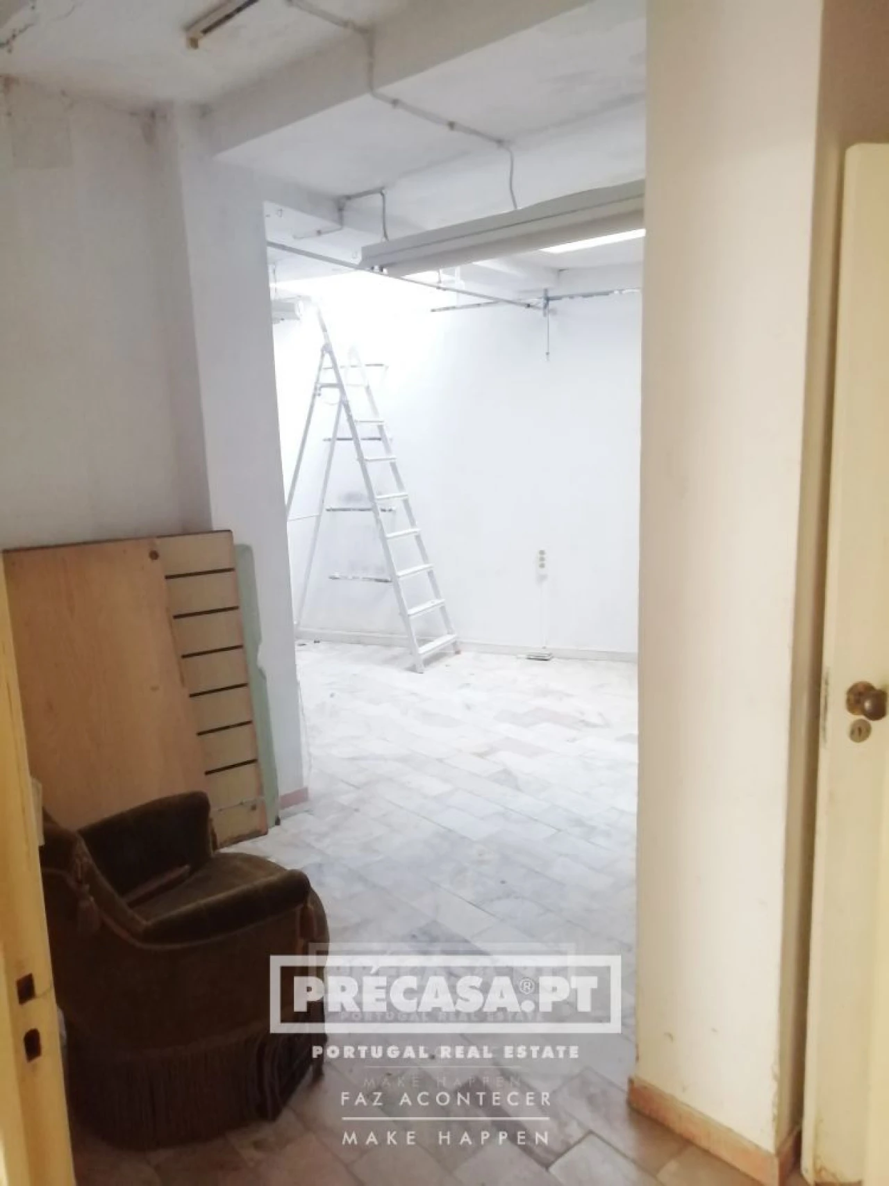 Loja para Venda em Arroios Foto 17