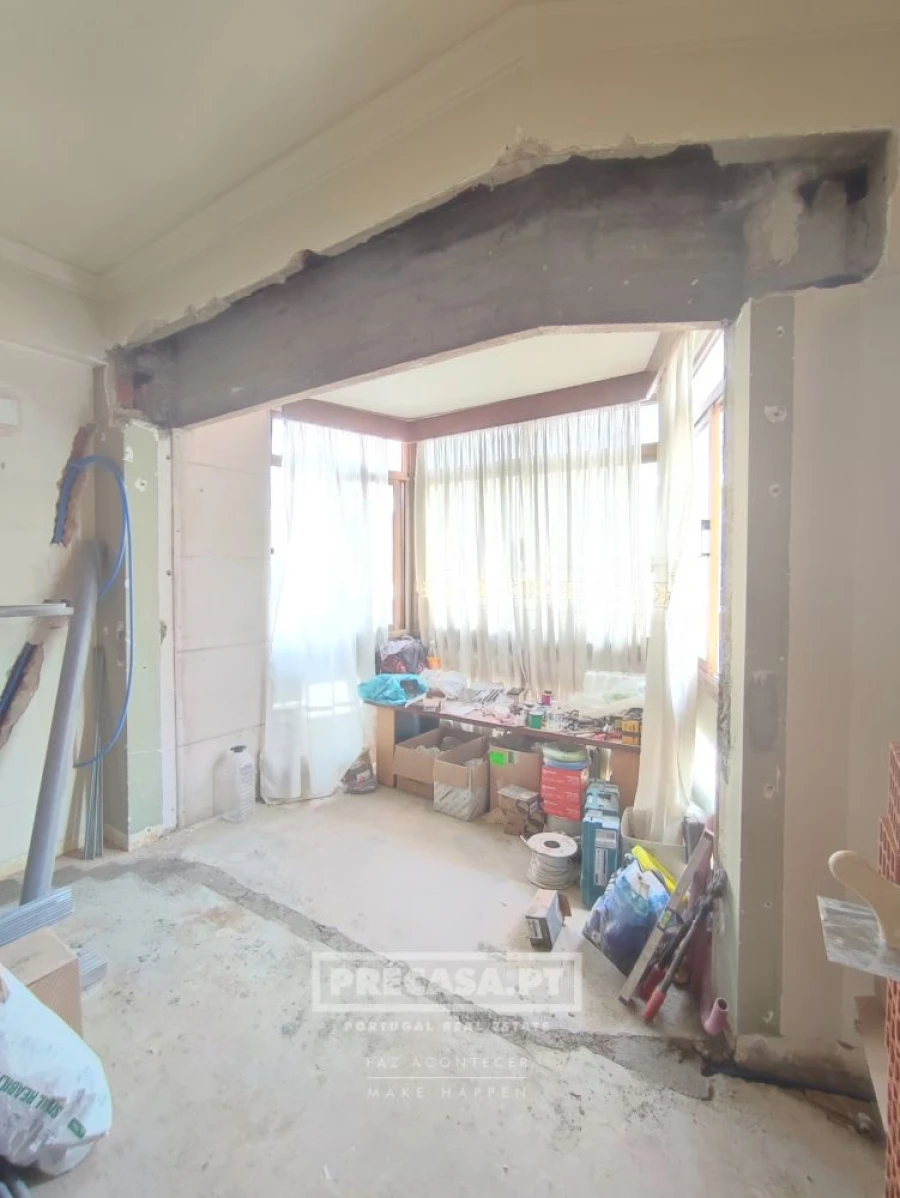 Apartamento T2 para Venda em Avenidas Novas Foto 12