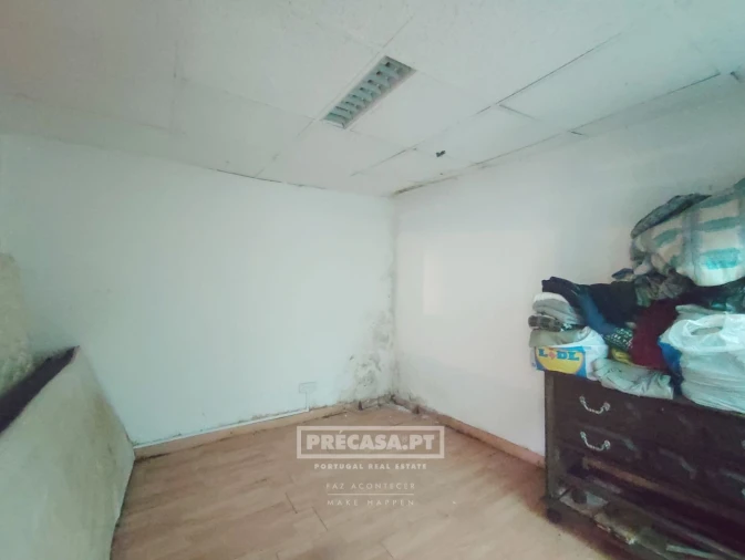 Apartamento T1 para Venda em Queluz e Belas Foto 13