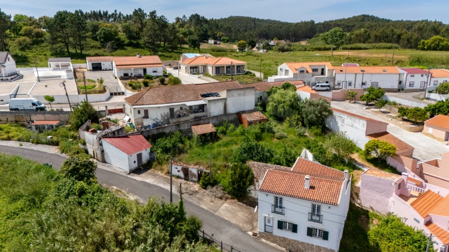 Moradia T3 para Venda em Cadaval e Pêro Moniz Foto 5