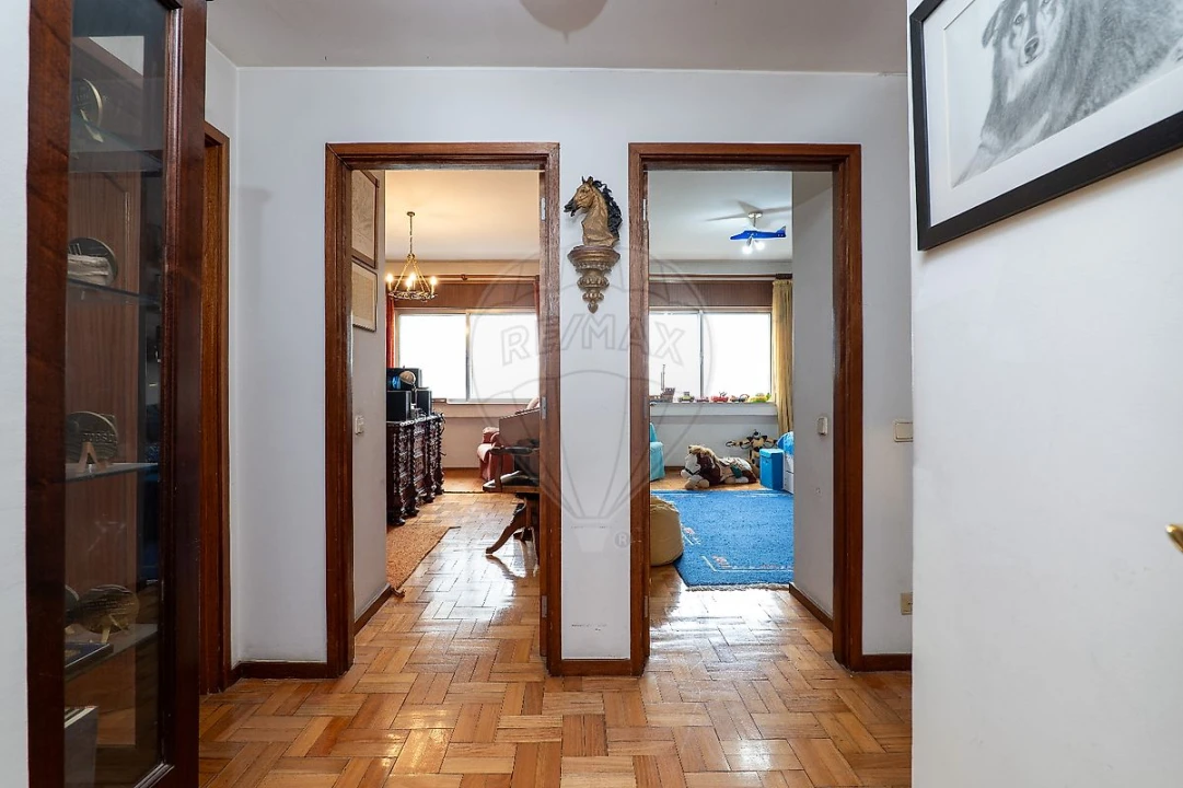 Apartamento T5 para Venda em Cedofeita, Santo Ildefonso, Sé, Miragaia, São Nicolau e Vitória Foto 20