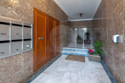Apartamento T5 para Venda em Cedofeita, Santo Ildefonso, Sé, Miragaia, São Nicolau e Vitória