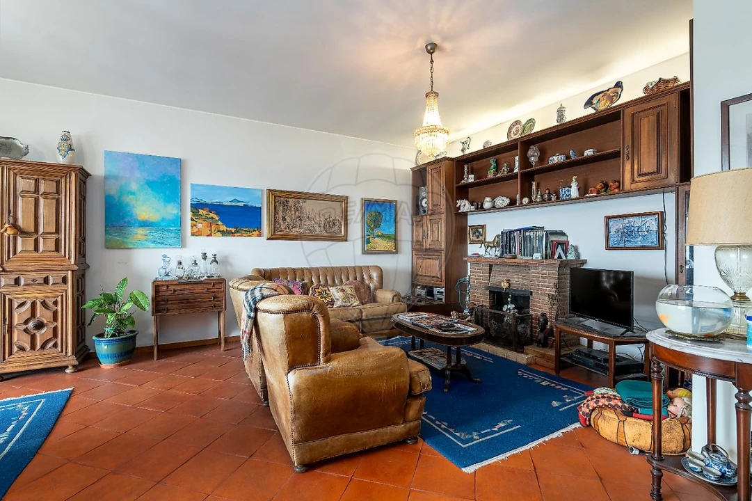 Apartamento T5 para Venda em Cedofeita, Santo Ildefonso, Sé, Miragaia, São Nicolau e Vitória Foto 3