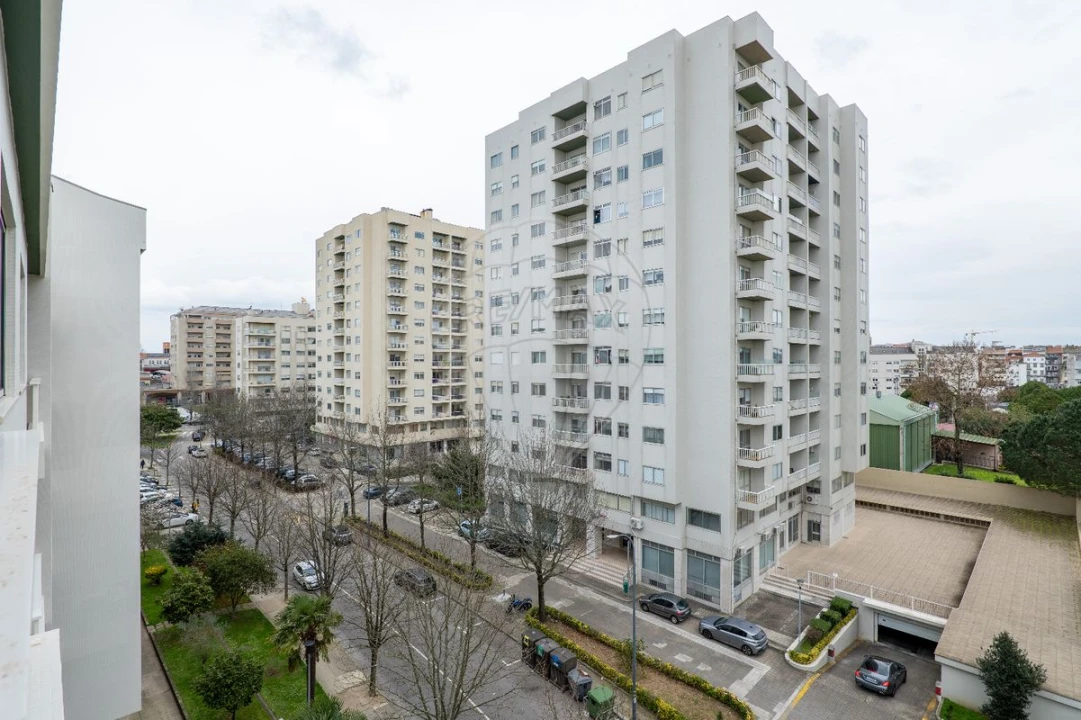 Apartamento T5 para Venda em Cedofeita, Santo Ildefonso, Sé, Miragaia, São Nicolau e Vitória Foto 15