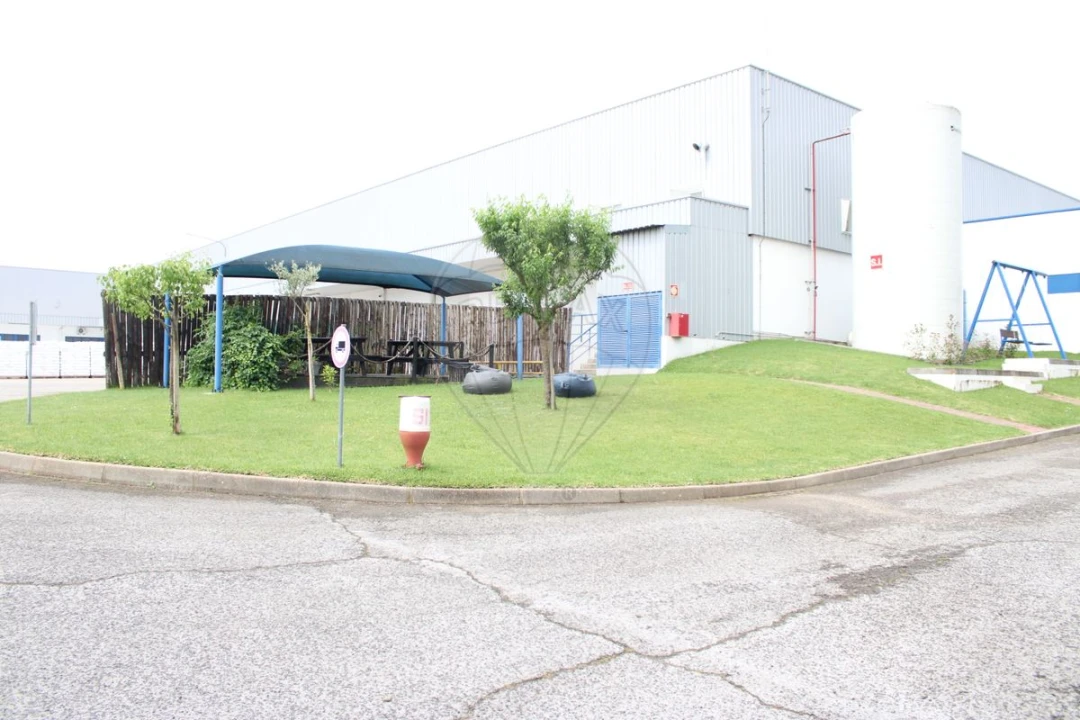 Armazém para Venda em Abrantes (São Vicente e São João) e Alferrarede Foto 6