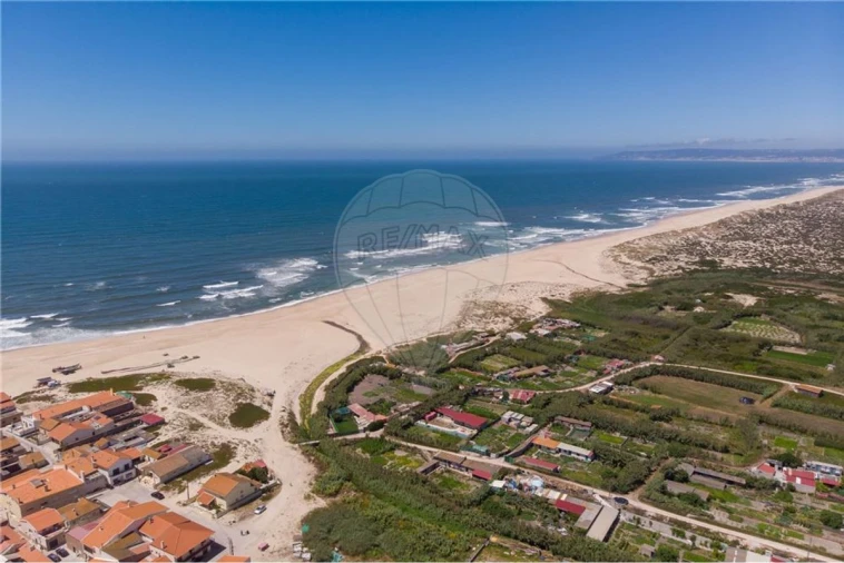 Terreno para Venda em Marinha das Ondas Foto 2