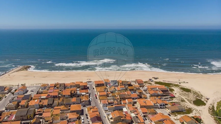 Terreno para Venda em Marinha das Ondas