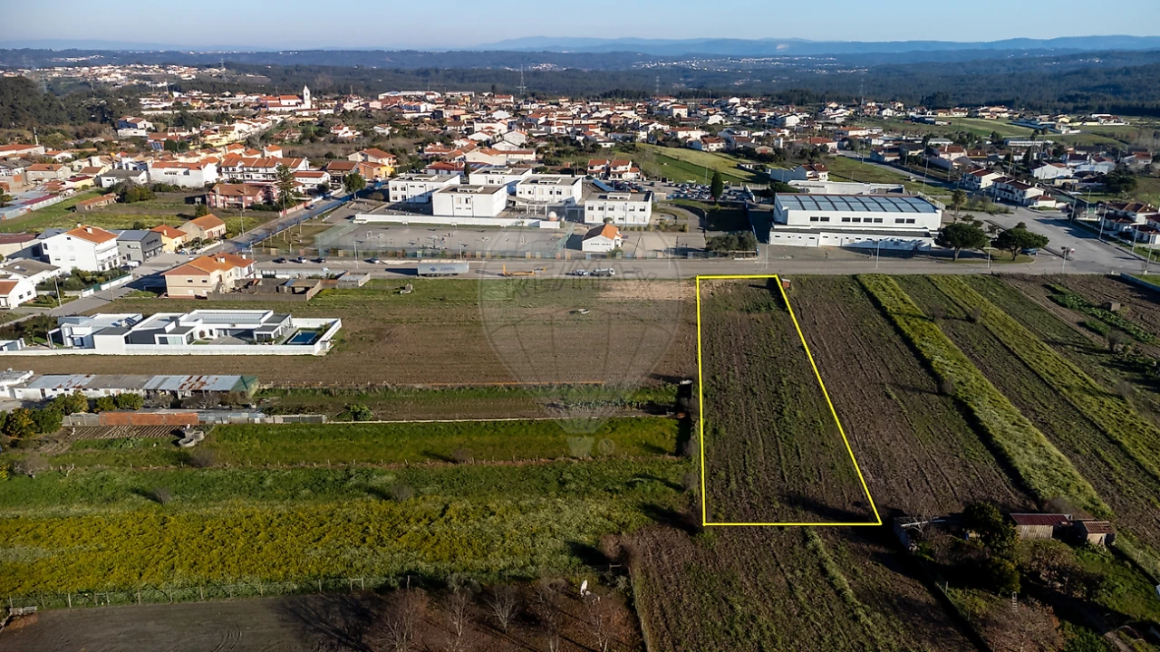 Terreno para Venda em Paião Foto 5