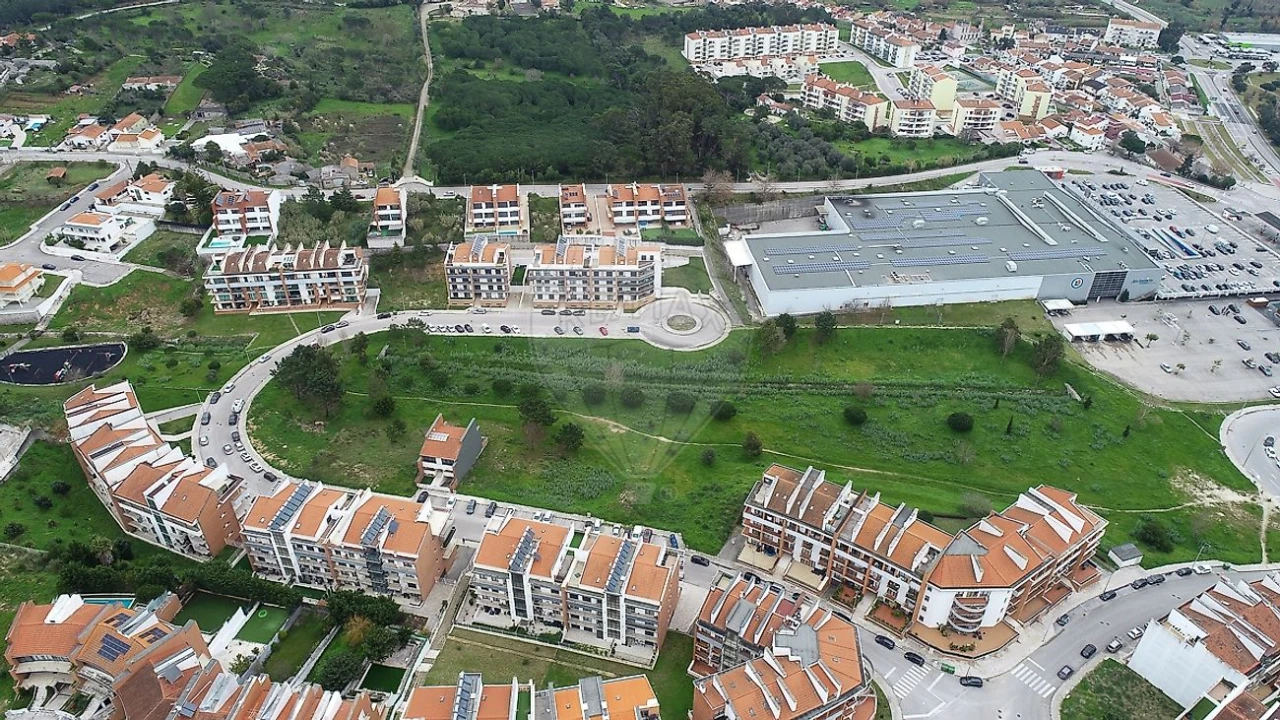 Terreno para Venda em Tavarede Foto 15