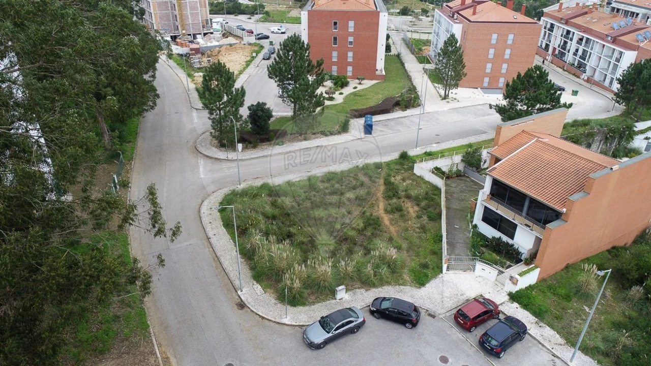Terreno para Venda em Tavarede Foto 4