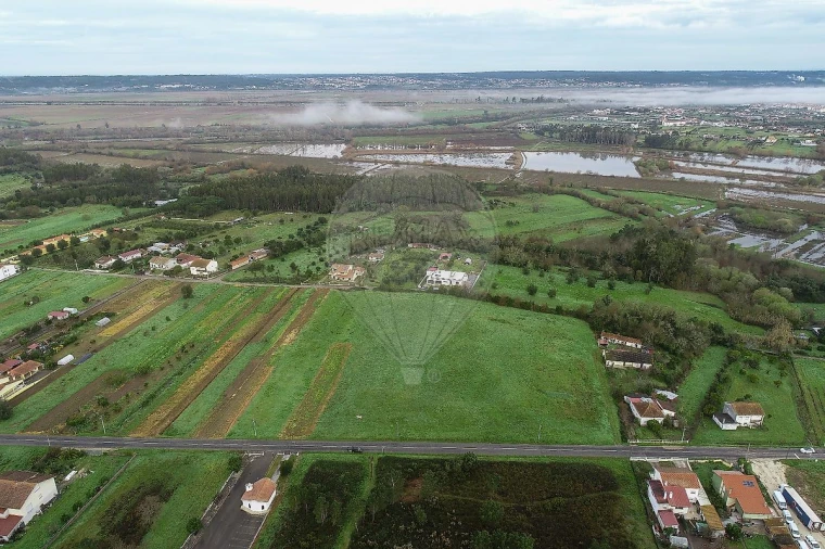 Terreno para Venda em Granja do Ulmeiro Foto 3