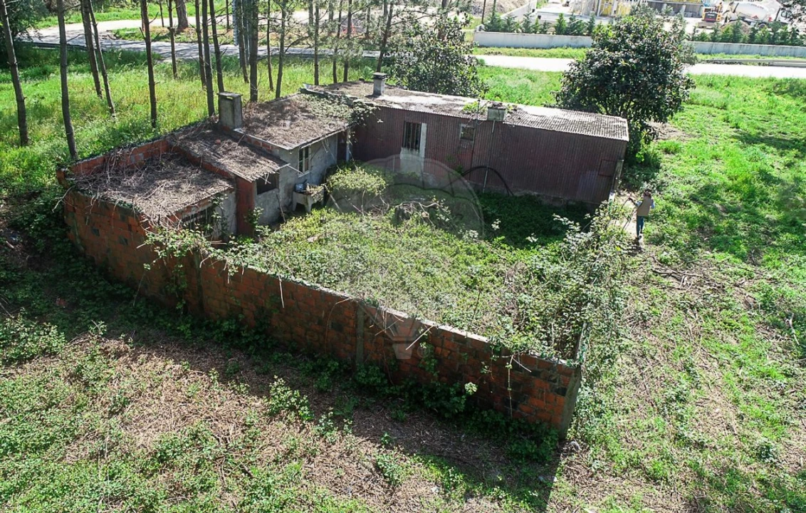 Terreno para Venda em Lavos Foto 1