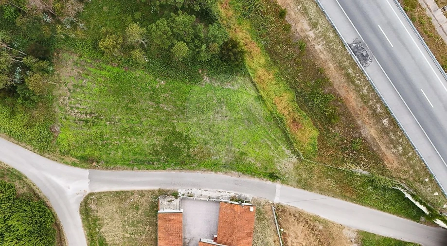 Terreno para Venda em Arazede Foto 2