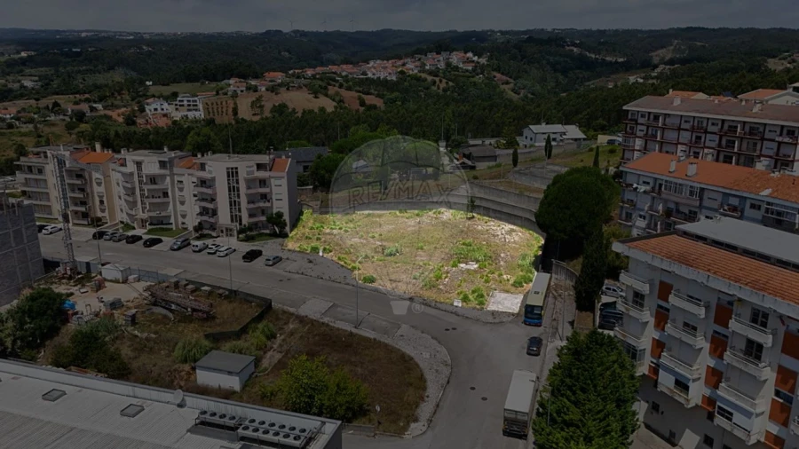 Terreno para Venda em Tavarede Foto 2