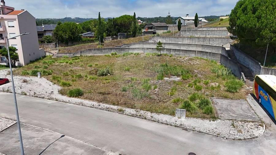 Terreno para Venda em Tavarede Foto 3