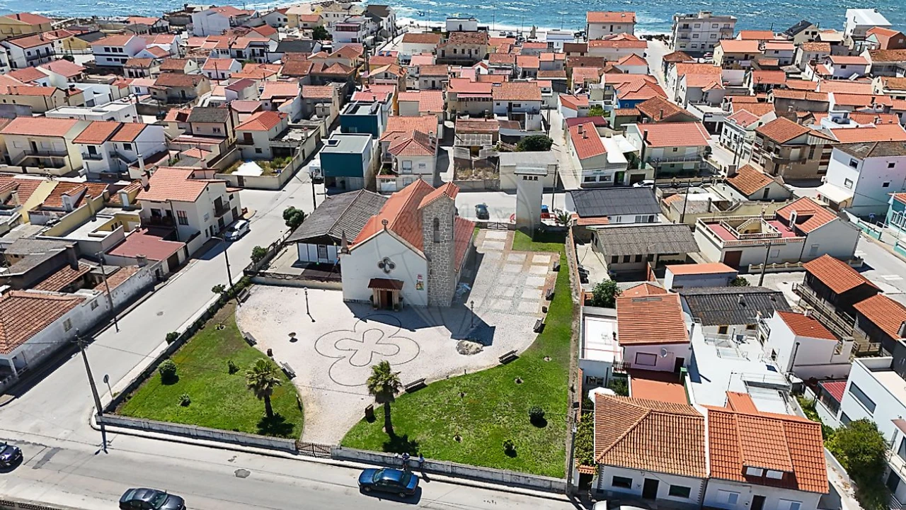 Terreno para Venda em Lavos Foto 10