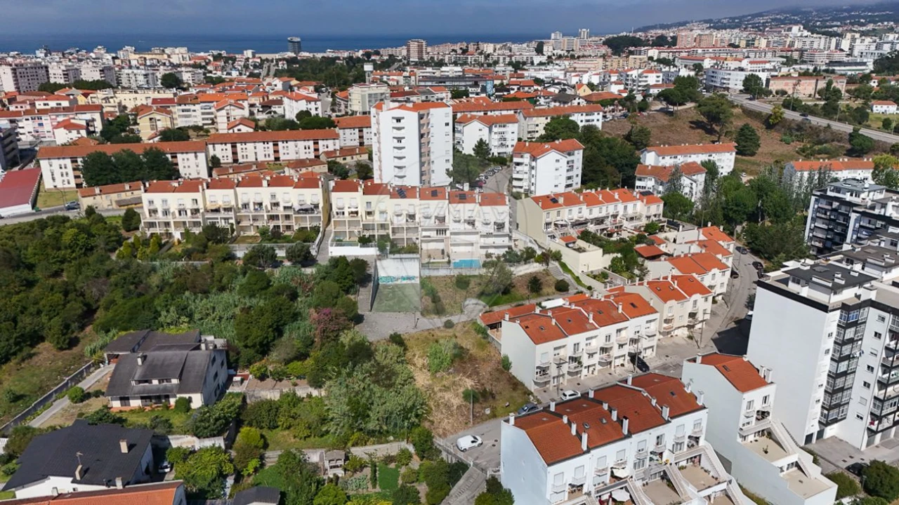 Terreno para Venda em Buarcos Foto 5