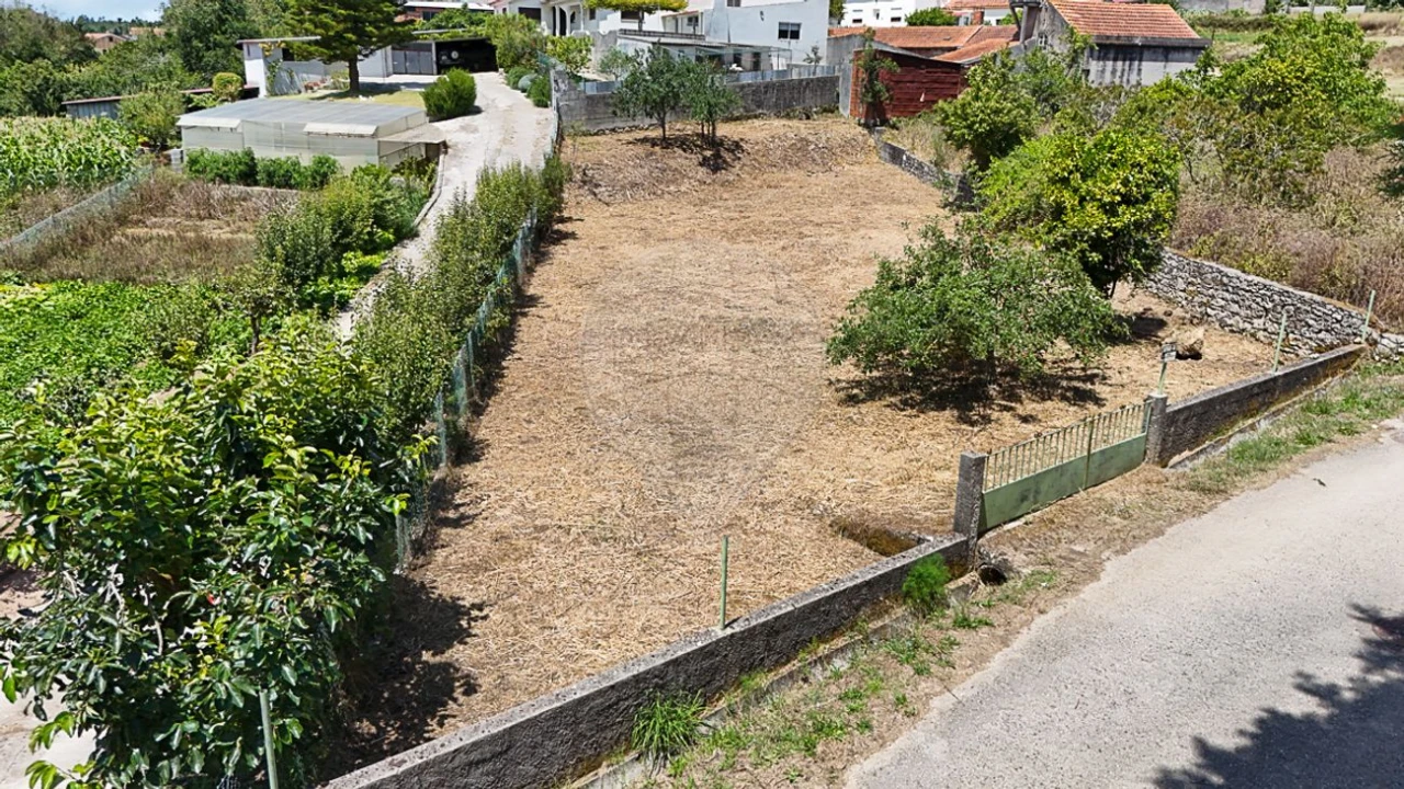 Terreno para Venda em Alhadas Foto 1