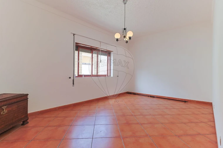 Moradia T4 para Venda em São Pedro Foto 16