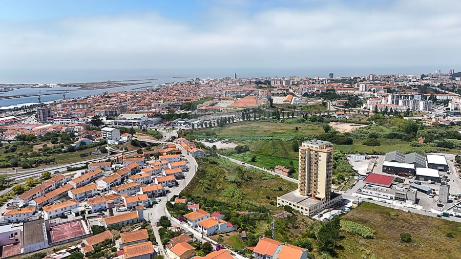 Terreno para Venda em Tavarede Foto 10