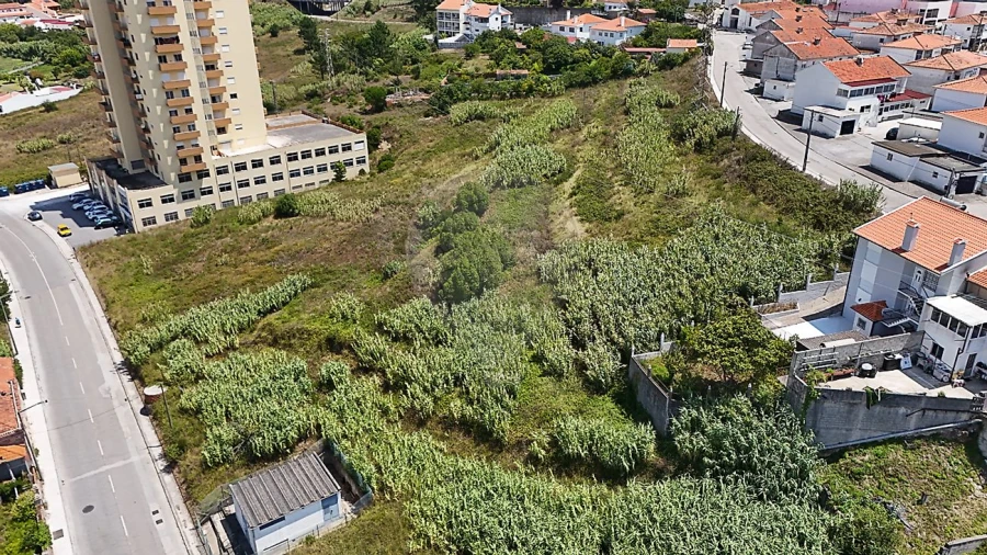 Terreno para Venda em Tavarede Foto 3