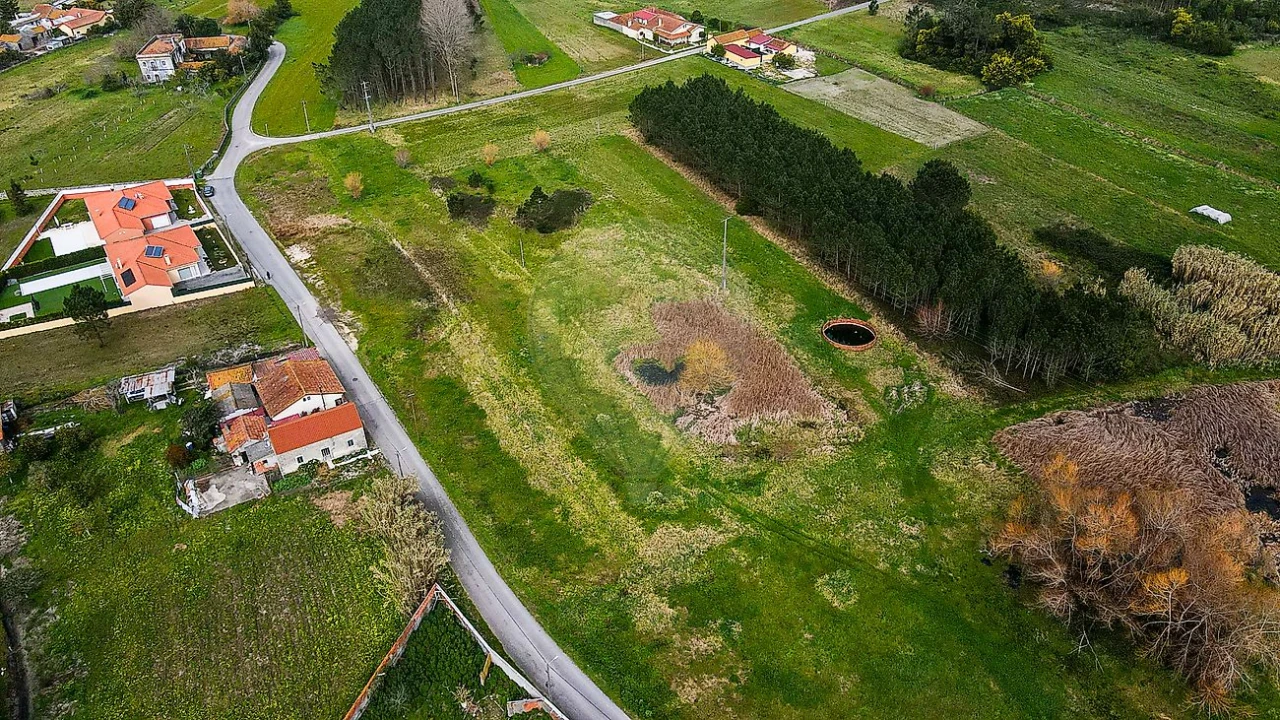 Terreno para Venda em Tocha Foto 1
