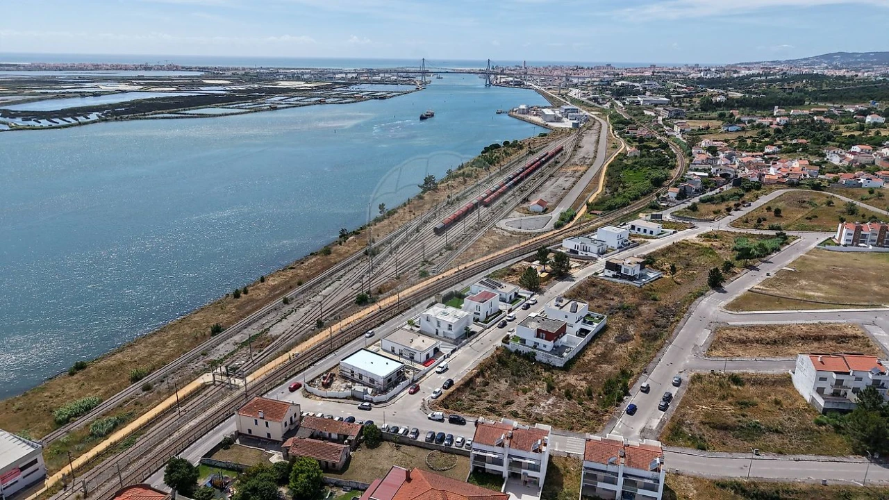 Moradia T4 para Venda em Vila Verde Foto 23