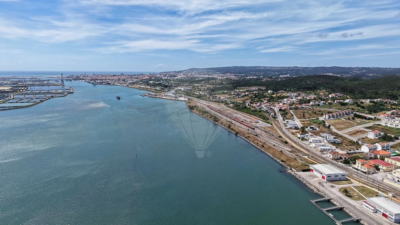 Moradia T4 para Venda em Vila Verde Foto 31