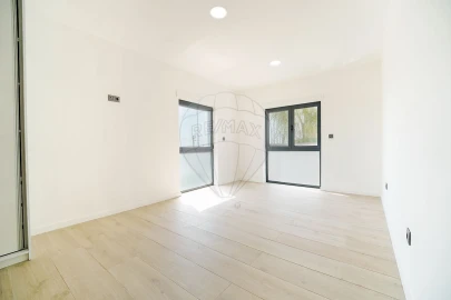 Moradia T4 para Venda em Vila Verde