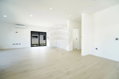 Moradia T4 para Venda em Vila Verde