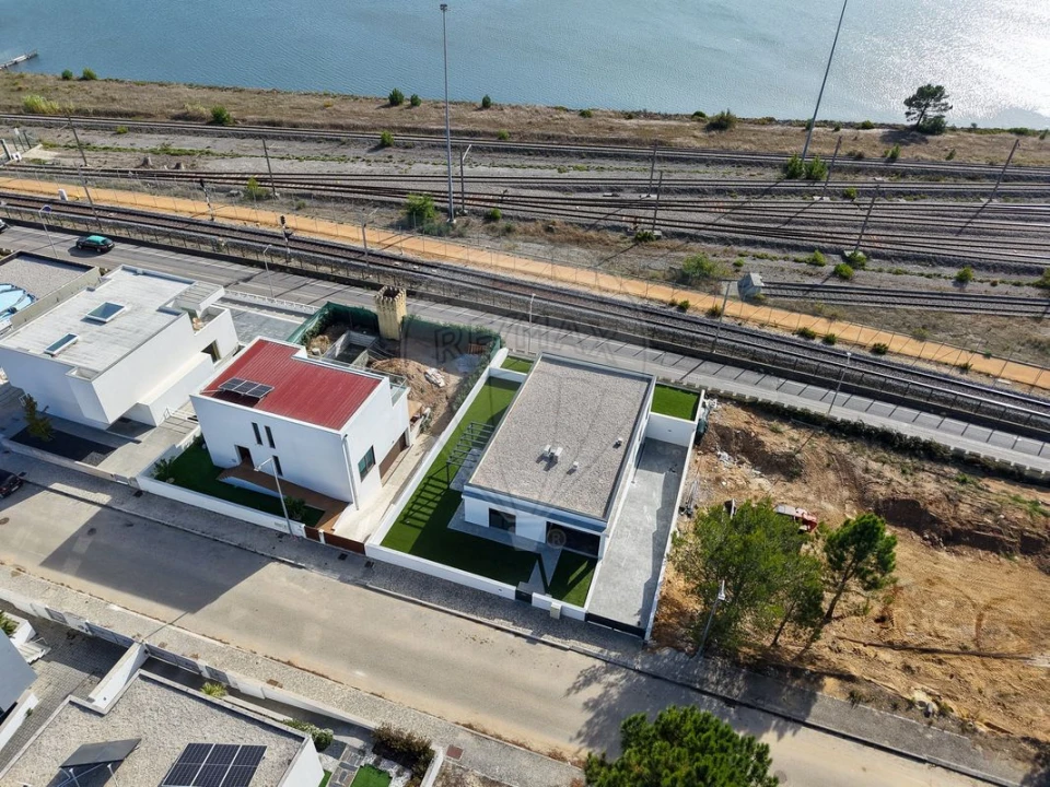 Moradia T4 para Venda em Vila Verde Foto 25