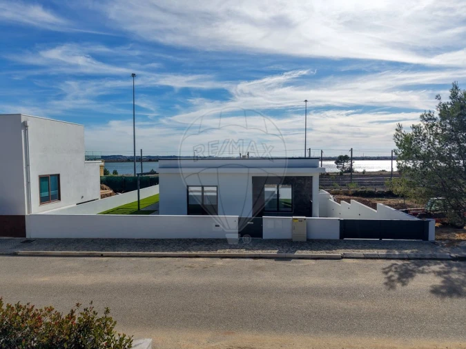 Moradia T4 para Venda em Vila Verde Foto 22