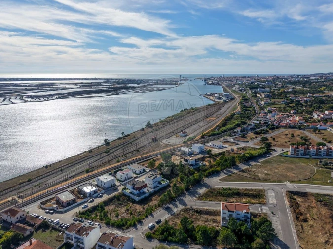 Moradia T4 para Venda em Vila Verde Foto 27