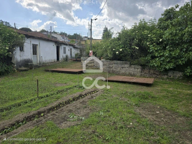 Moradia T2 para Venda em Selho (São Jorge)