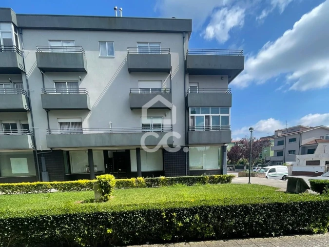 Negócio para Venda em Delães Foto 32