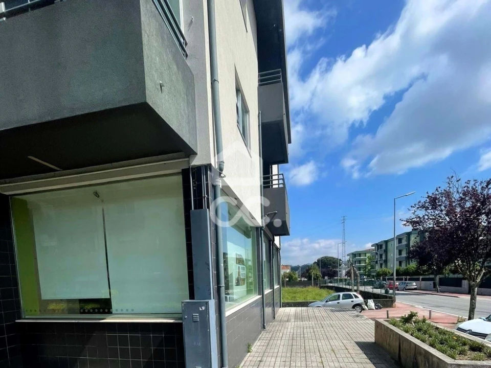 Negócio para Venda em Delães Foto 7