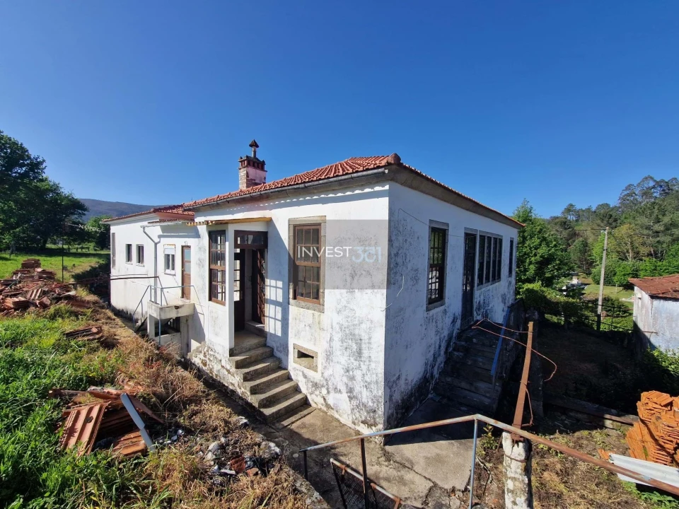 Moradia T6 para Venda em Covas Foto 10