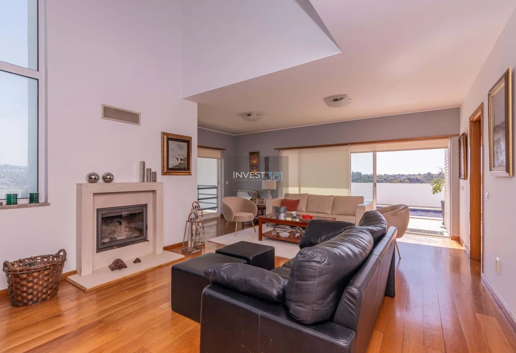 Moradia T5 para Venda em Oeiras e São Julião da Barra, Paço de Arcos e Caxias Foto 11