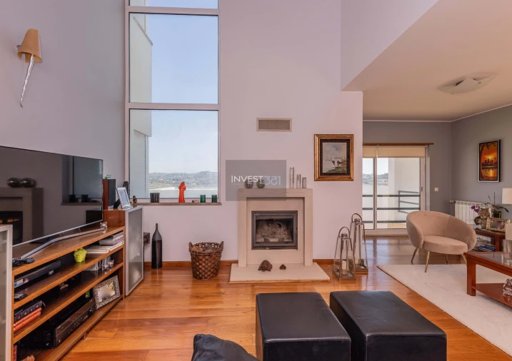 Moradia T5 para Venda em Oeiras e São Julião da Barra, Paço de Arcos e Caxias Foto 12