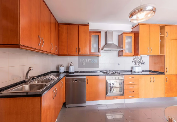 Moradia T5 para Venda em Oeiras e São Julião da Barra, Paço de Arcos e Caxias Foto 24