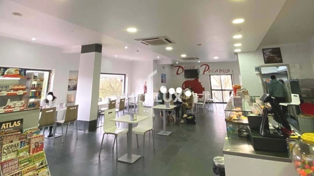 Negócio para Trespasse em Massamá e Monte Abraão Foto 1