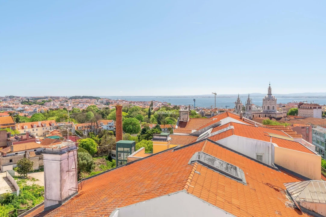 Apartamento T2 para Venda em Campo de Ourique Foto 2