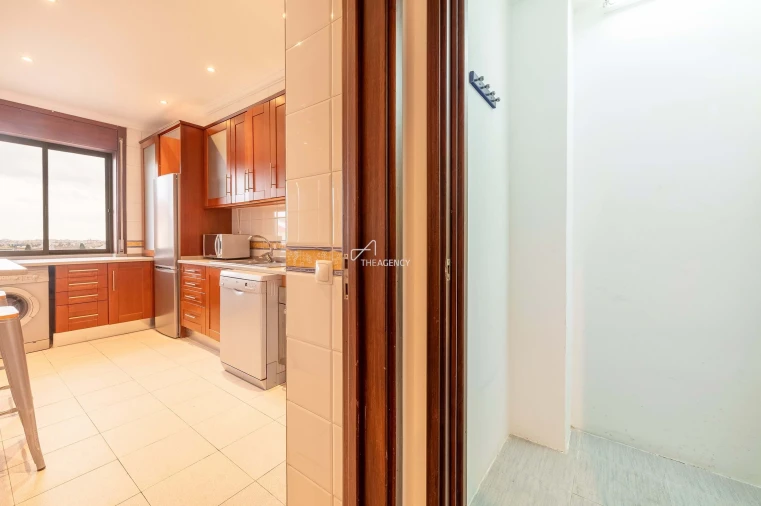 Apartamento T2 para Venda em Campo de Ourique Foto 18