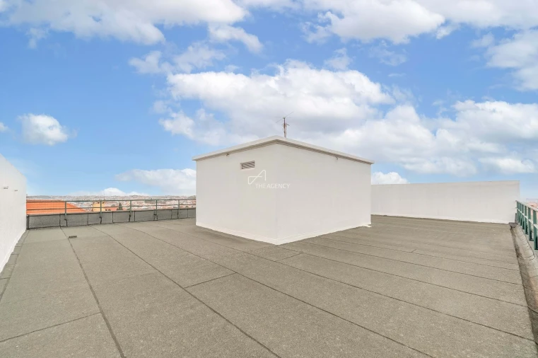 Apartamento T2 para Venda em Campo de Ourique Foto 27