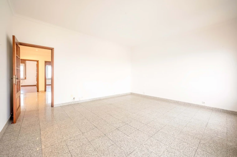 Apartamento T2 para Venda em Campo de Ourique Foto 15