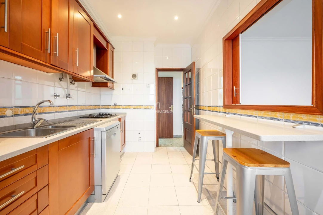 Apartamento T2 para Venda em Campo de Ourique Foto 22