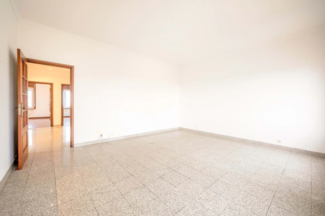 Apartamento T2 para Venda em Campo de Ourique Foto 15