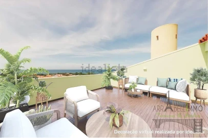 Moradia T5 para Venda em Carcavelos e Parede