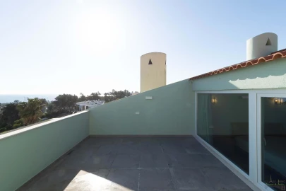 Moradia T5 para Venda em Carcavelos e Parede