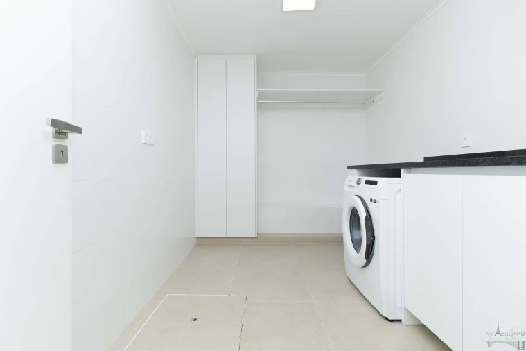 Moradia T5 para Venda em Carcavelos e Parede Foto 34